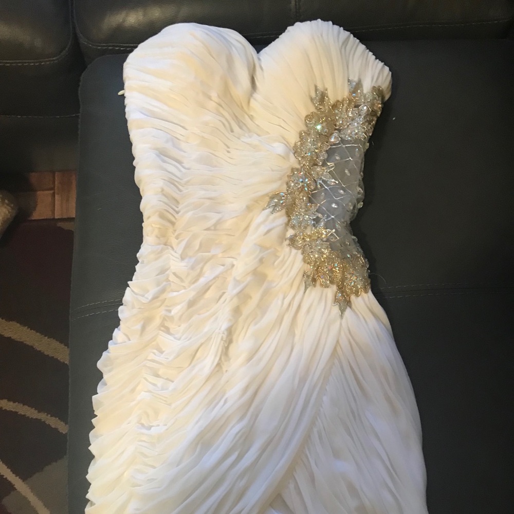 Beautiful prom or banquet dress with mesh side